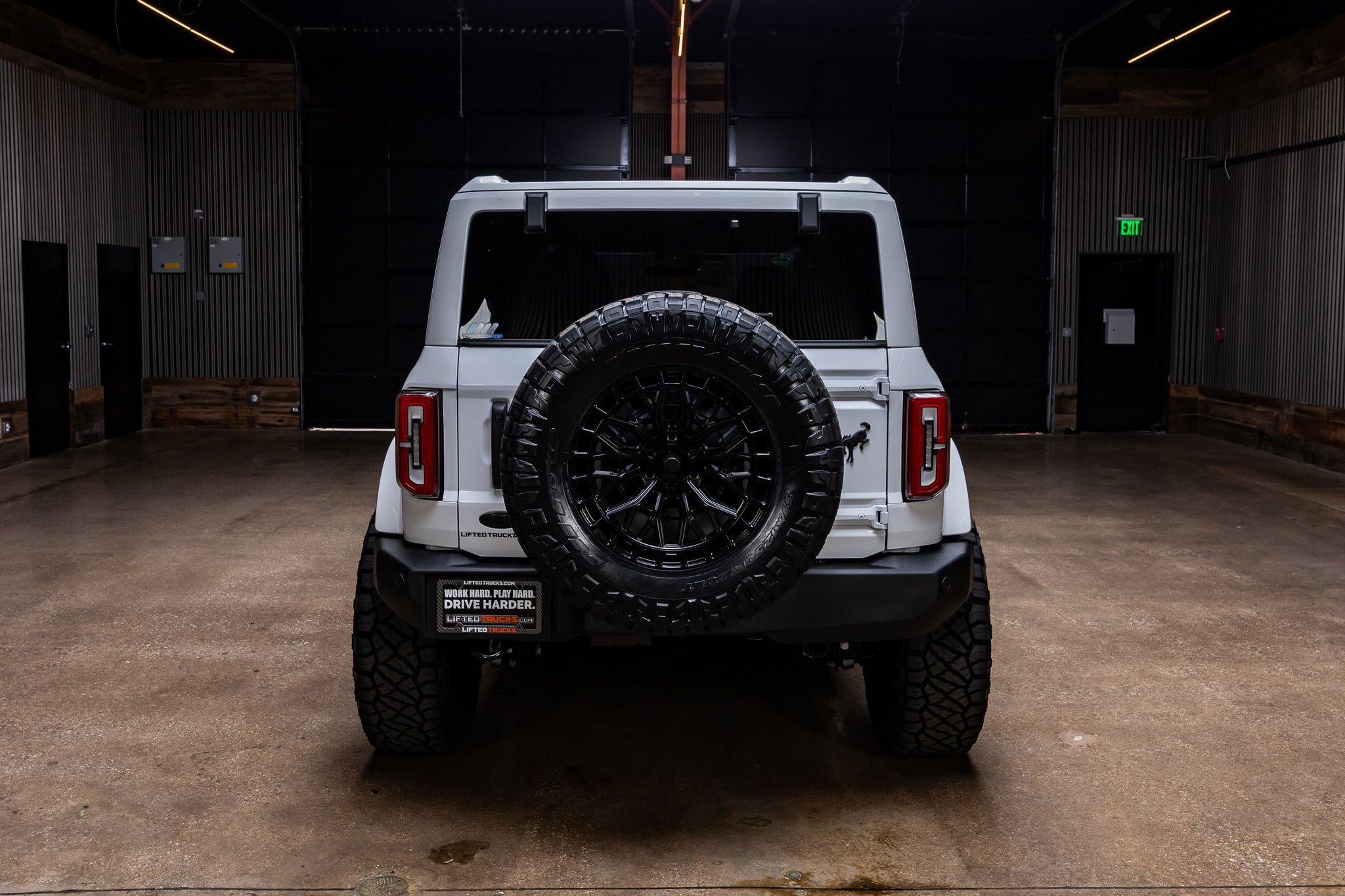 Used 2026 Ford Bronco Outer Banks image 8