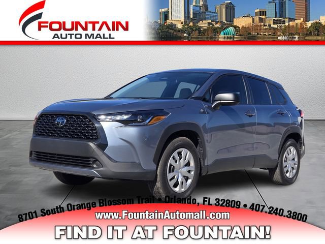 Used 2024 Toyota Corolla Cross L image 1