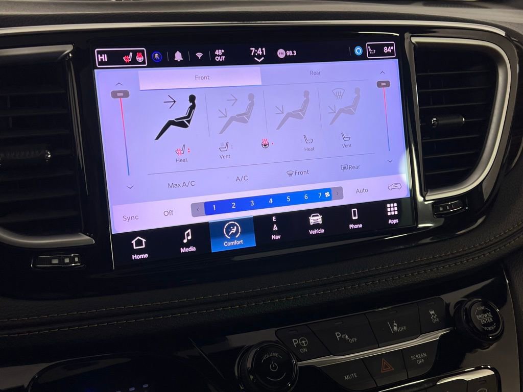 Used 2022 Chrysler Pacifica Pinnacle image 20