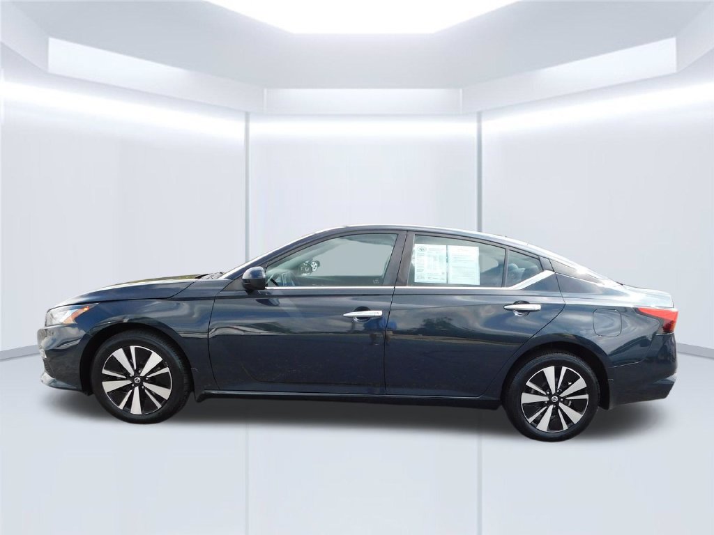 Used 2022 Nissan Altima 2.5 SV AWD/4WD image 6