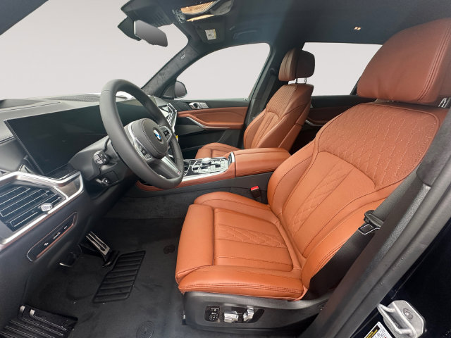 New 2027 BMW X7 xDrive40i w/ M Sport Package AWD/4WD image 9