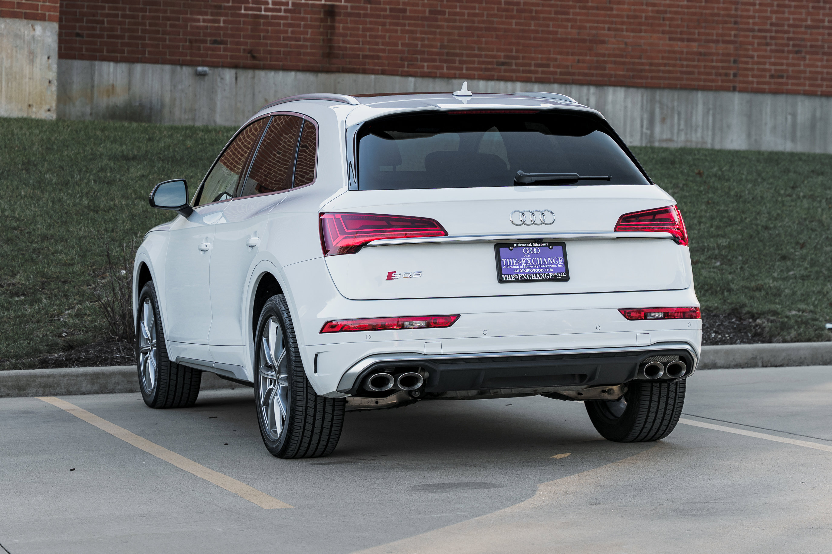 Certified 2025 Audi SQ5 Premium Plus image 5