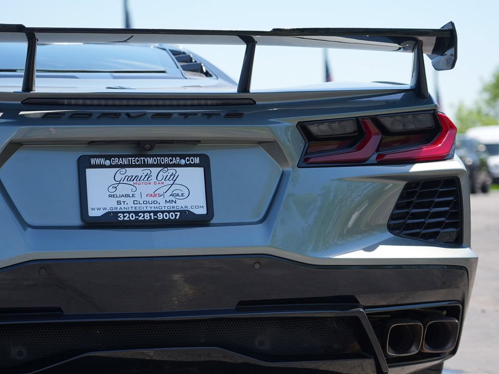 Used 2022 Chevrolet Corvette Stingray Preferred Cpe w/ Z51 Performance Package RWD image 11