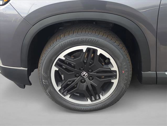 New 2026 Honda Pilot Touring image 10