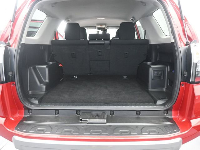 Used 2024 Toyota 4Runner TRD Off-Road image 8