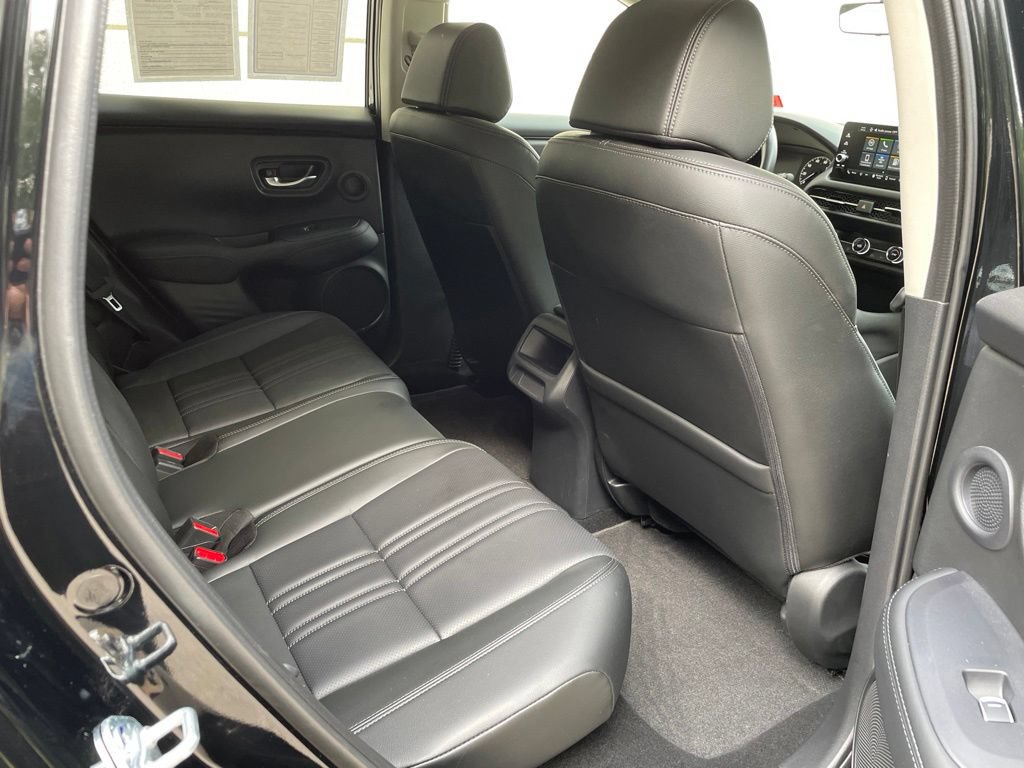 Certified 2025 Honda HR-V EX-L image 9