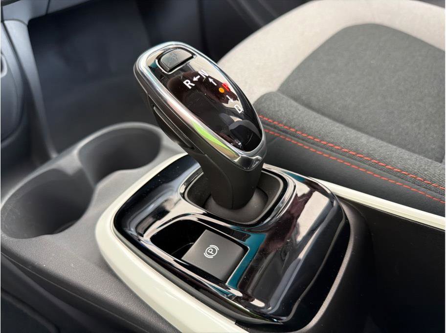 Used 2017 Chevrolet Bolt LT FWD image 24