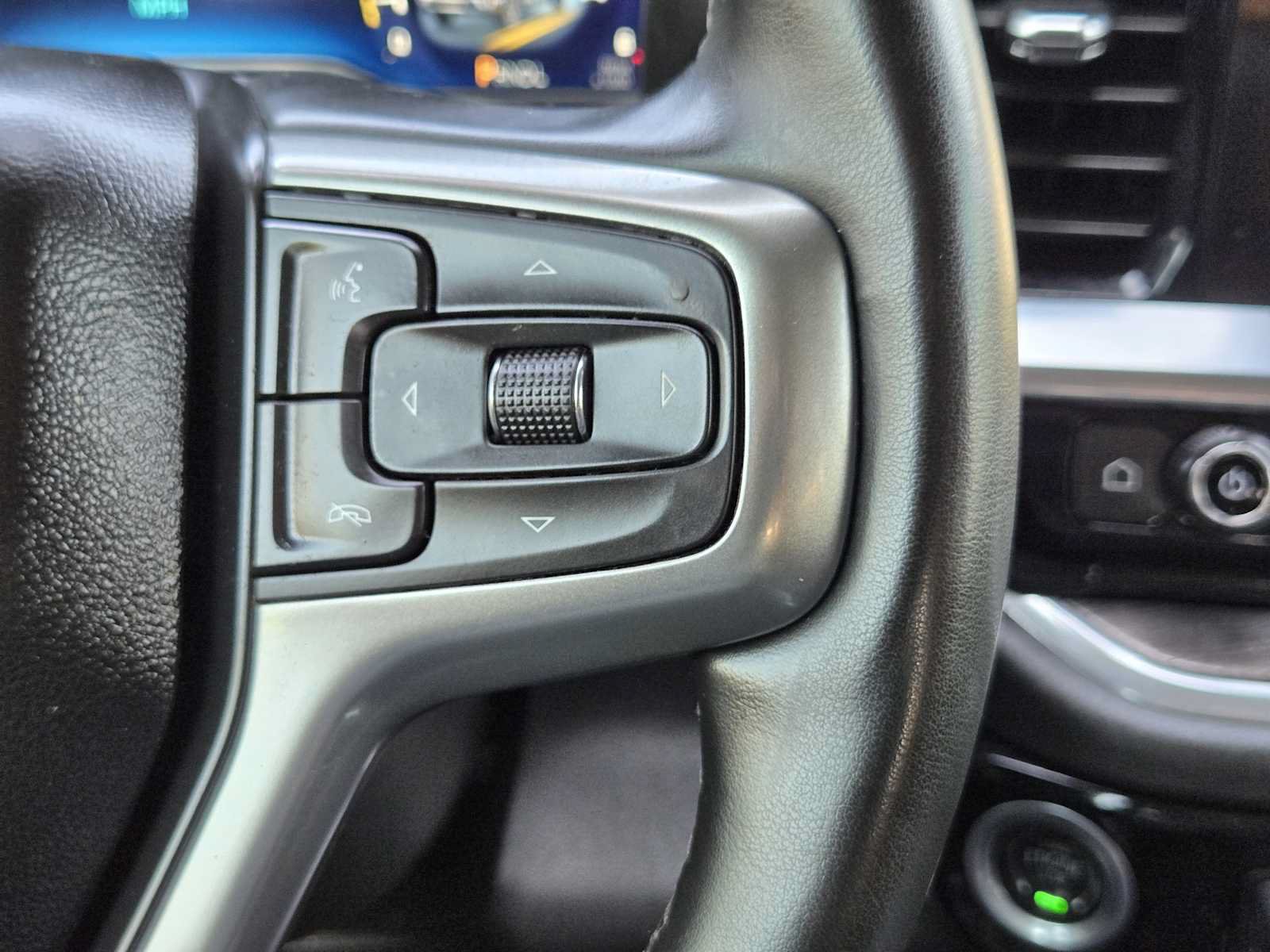 Certified 2024 Chevrolet Silverado 3500 LTZ w/ LTZ Convenience Package AWD/4WD image 28