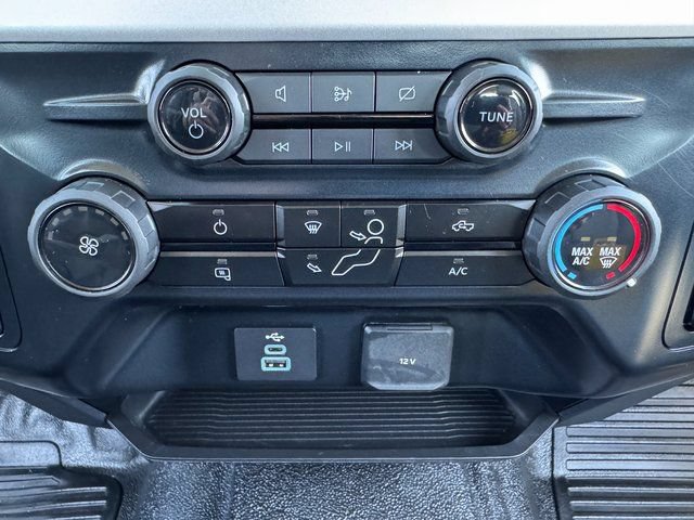 Used 2024 Ford F350 XL w/ Snow Plow/Camper Package AWD/4WD image 26