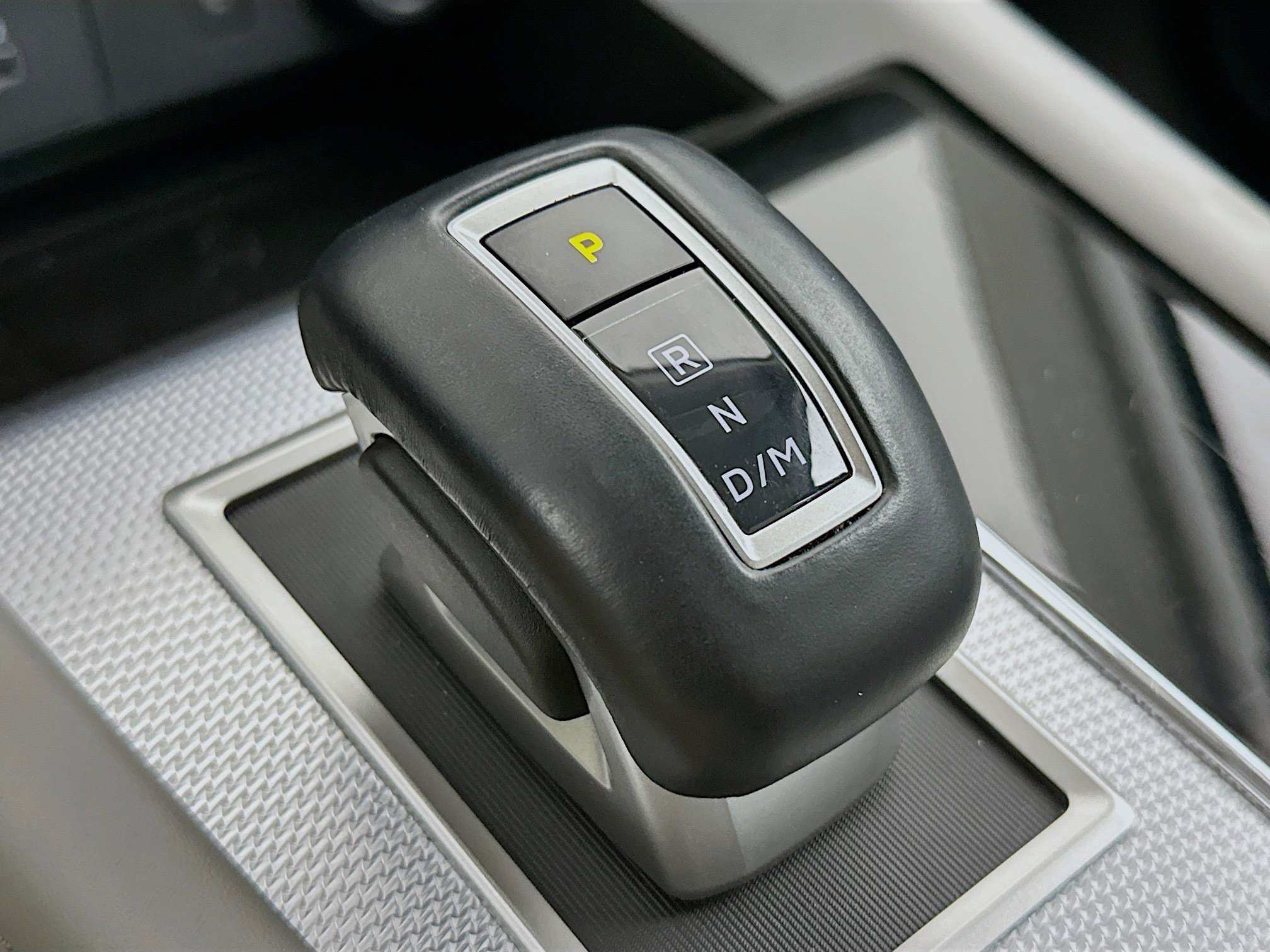 Used 2024 Mitsubishi Outlander SEL image 25