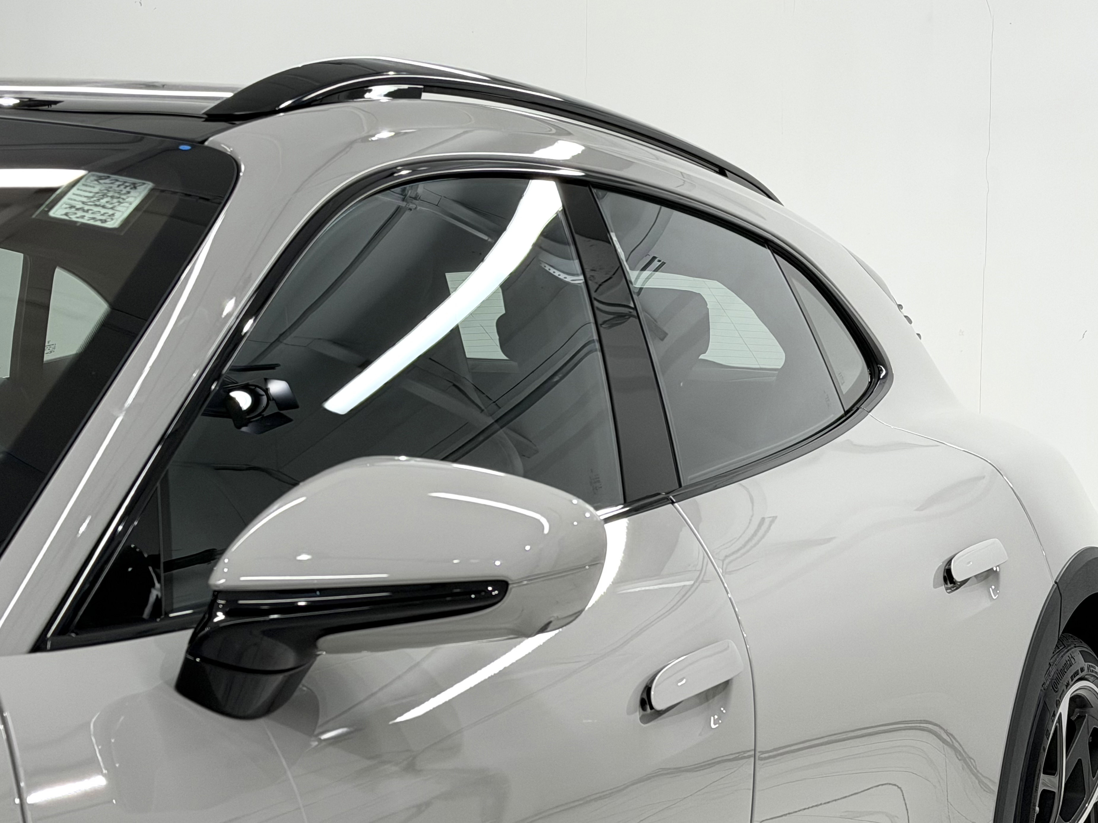 Certified 2023 Porsche Taycan Turbo S image 19