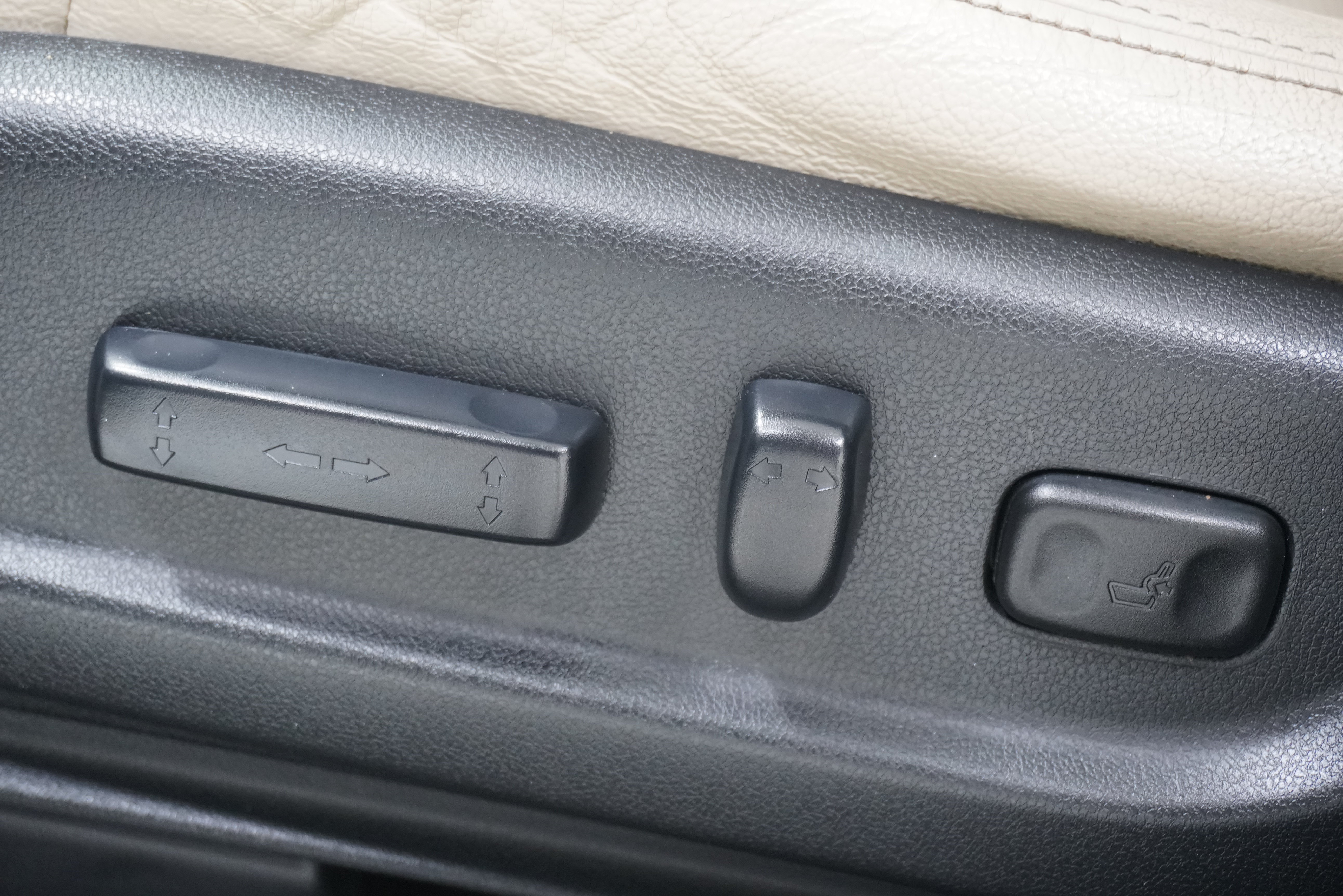 Used 2015 Honda CR-V EX-L image 12