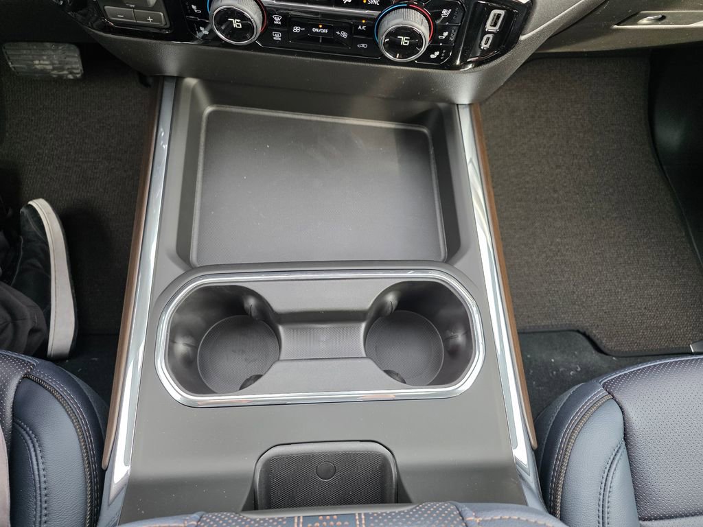 New 2026 Chevrolet Silverado 3500 High Country w/ Technology Package image 26