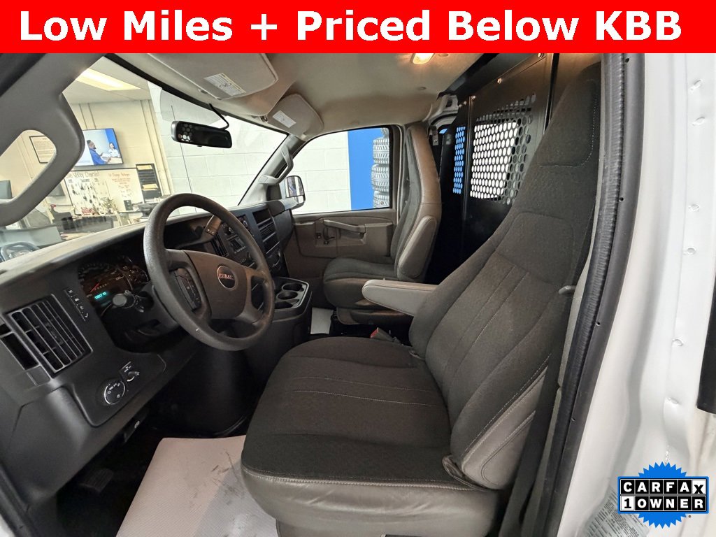 Used 2024 GMC Savana 2500 Work Van 3D Cargo Van w/ Driver Convenience Package image 11