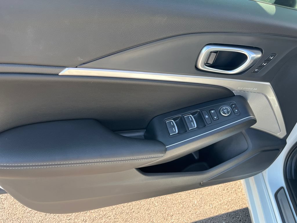 Used 2024 Acura Integra A-Spec FWD image 11