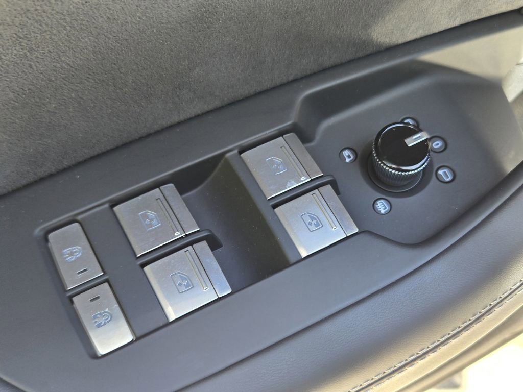 Used 2023 Audi S6 Premium Plus w/ Premium Plus Package image 30