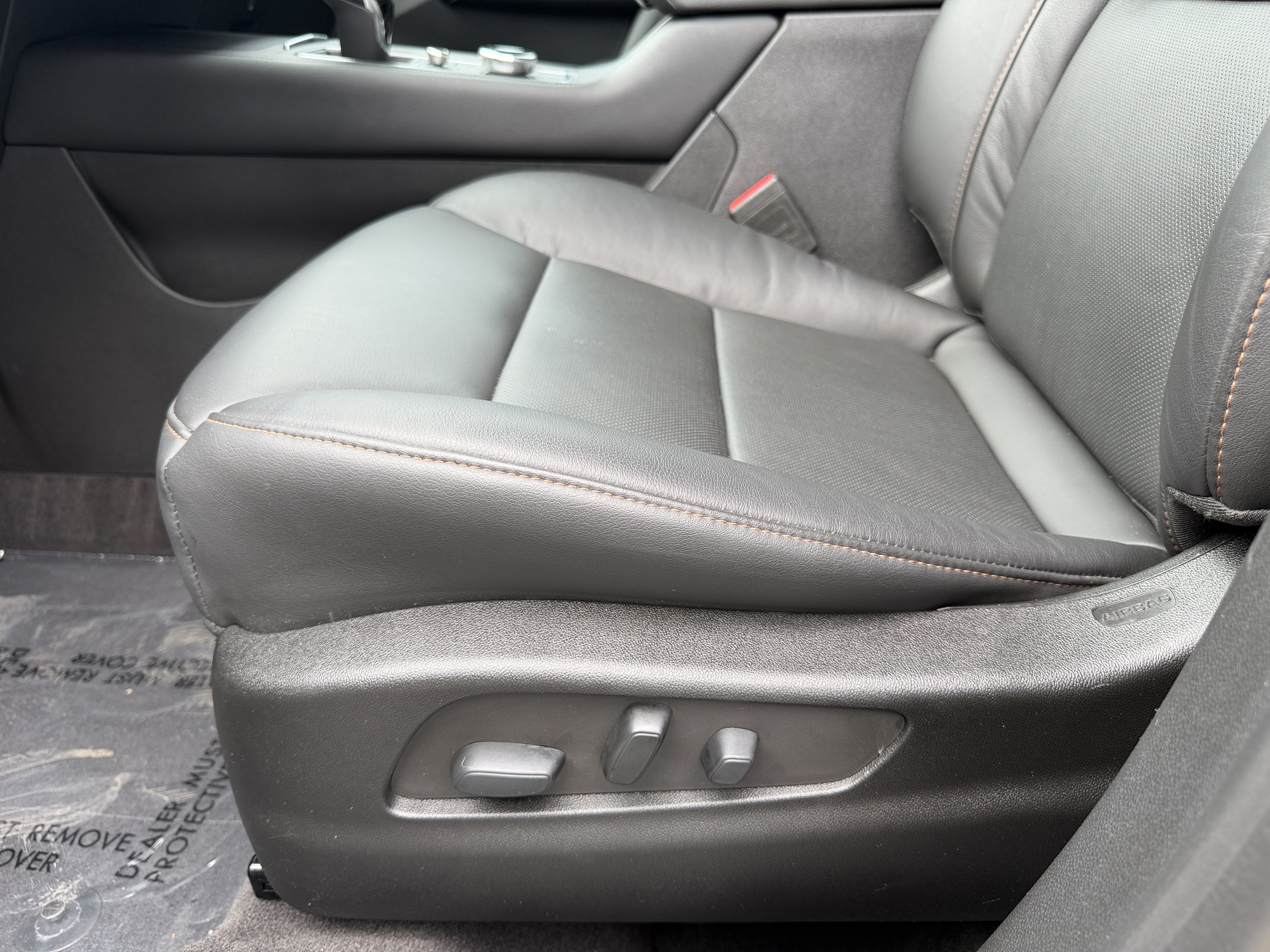 Certified 2022 Cadillac XT4 Sport w/ Comfort Package FWD image 22