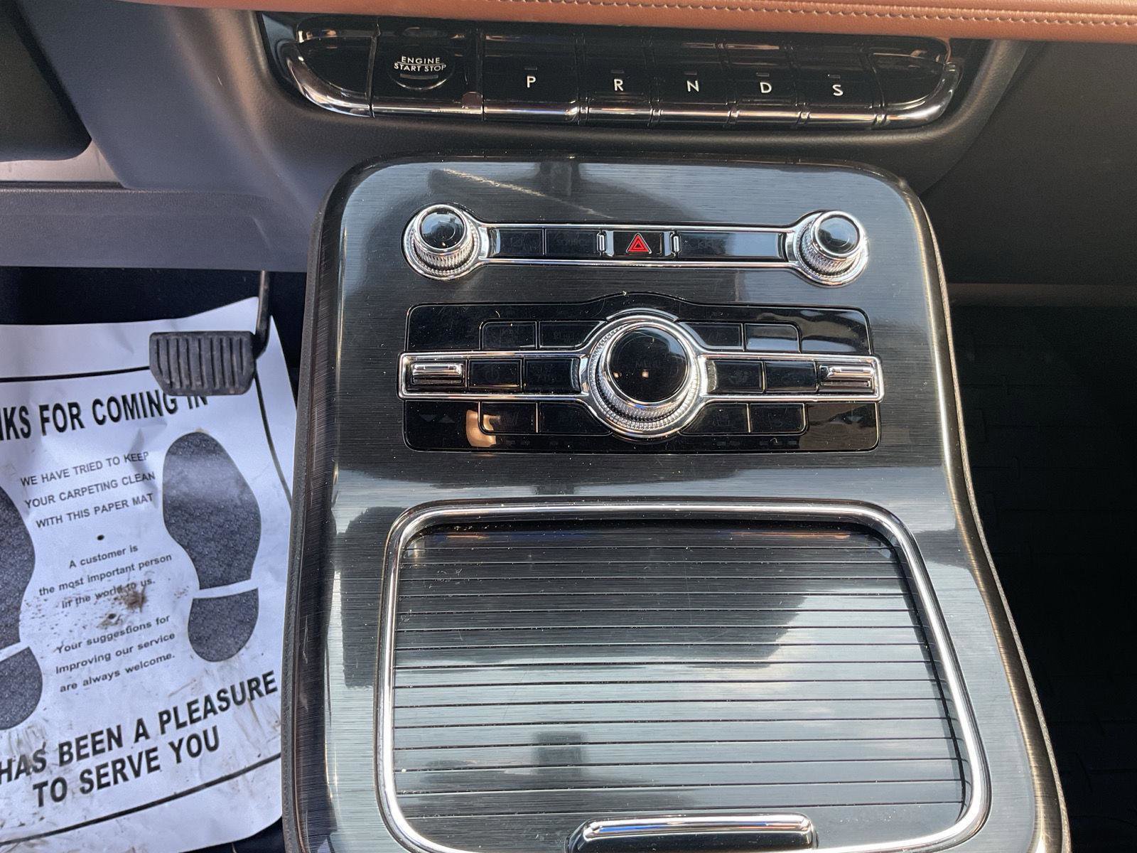 Used 2023 Lincoln Nautilus Reserve image 17