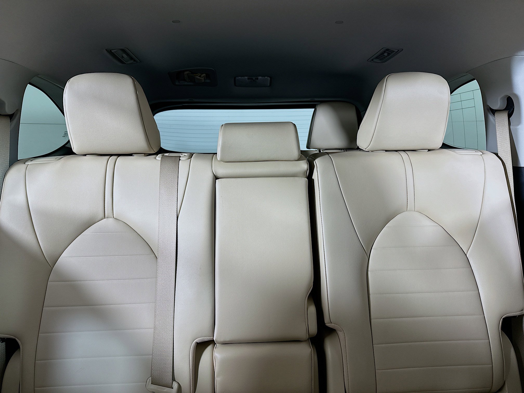 Used 2023 Toyota Highlander XLE image 30