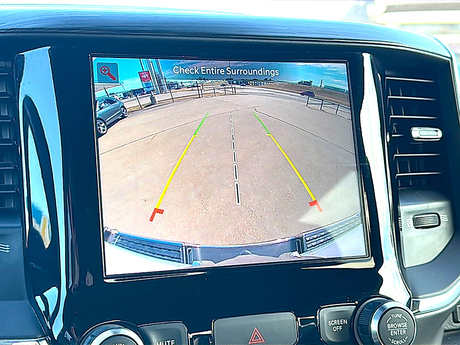 Used 2024 RAM 1500 Laramie image 33