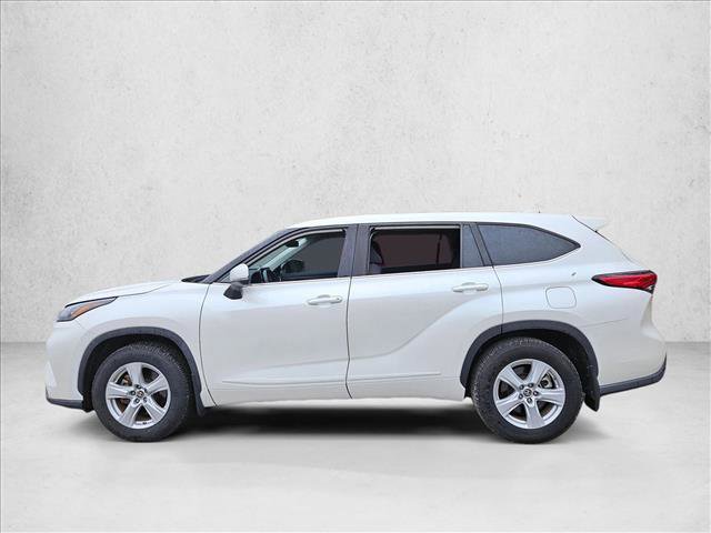 Used 2020 Toyota Highlander LE image 5