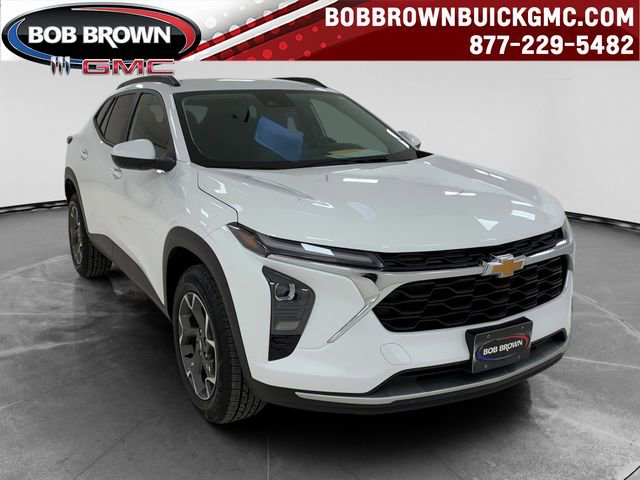Used 2024 Chevrolet Trax LT w/ Driver Confidence Package image 1