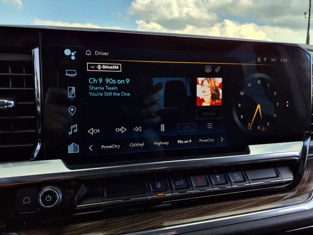 Used 2024 Chevrolet Silverado 2500 LT image 16