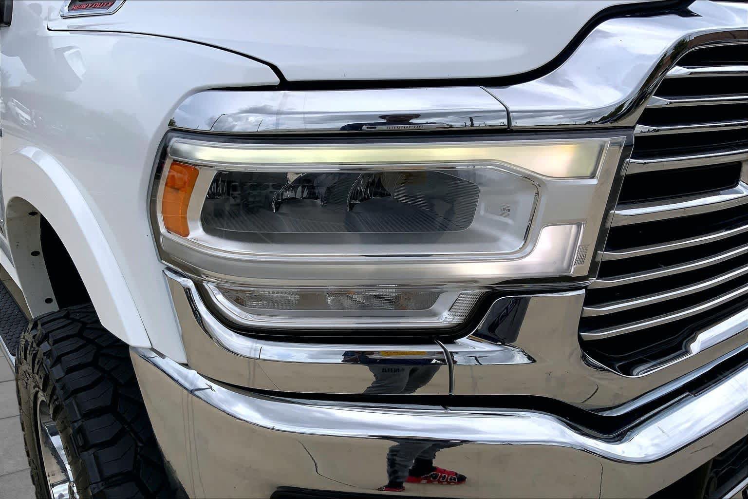 Used 2022 RAM 3500 Laramie AWD/4WD image 28