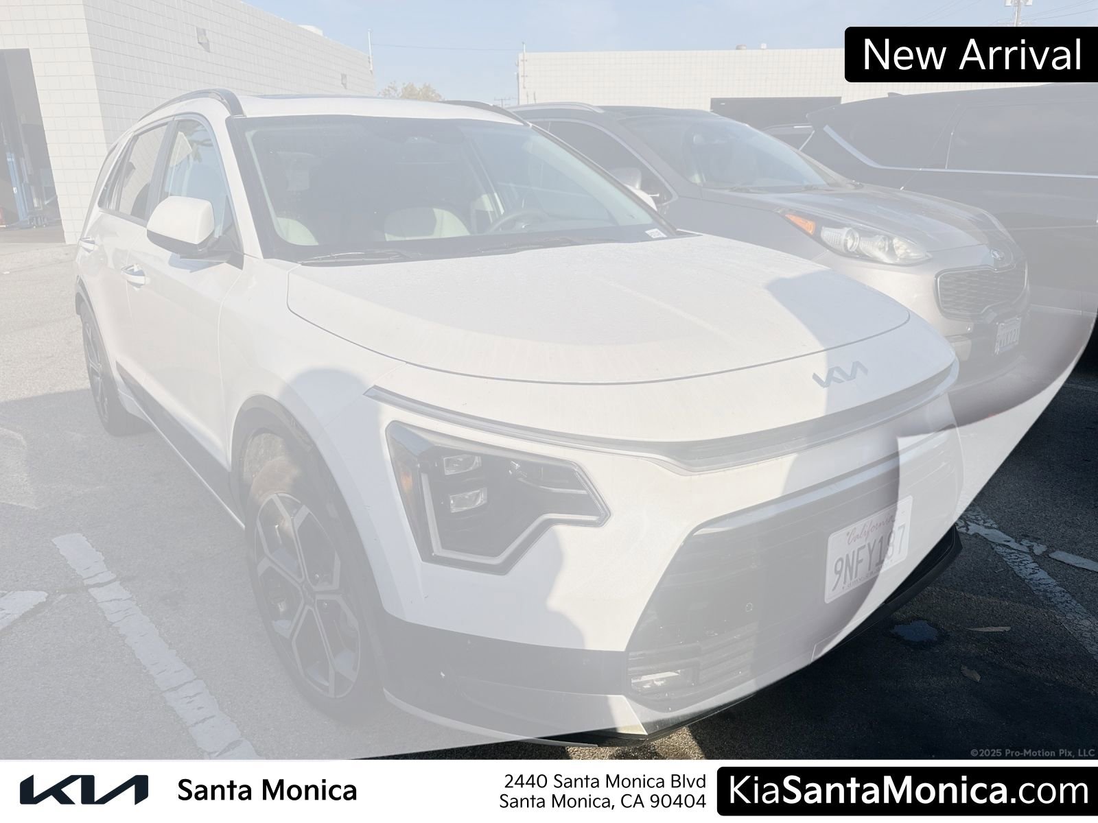 Used 2023 Kia Niro SX Touring