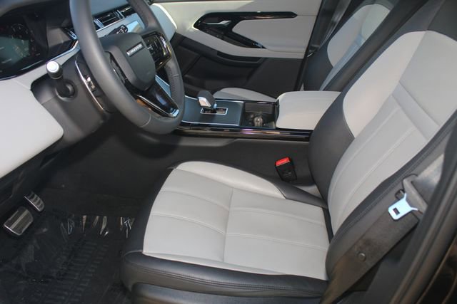 Used 2025 Land Rover Range Rover Evoque Dynamic SE image 21