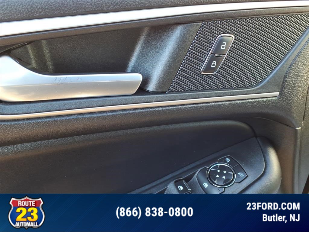 Used 2022 Ford Edge SEL w/ Convenience Package image 14