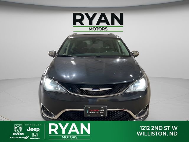 Used 2020 Chrysler Pacifica Limited image 4