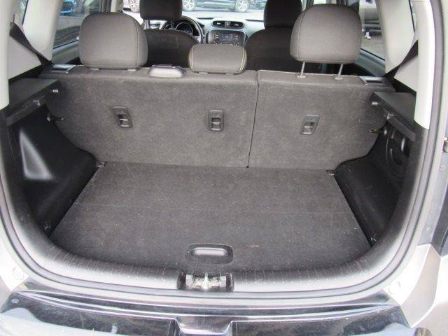 Used 2016 Kia Soul + FWD image 30