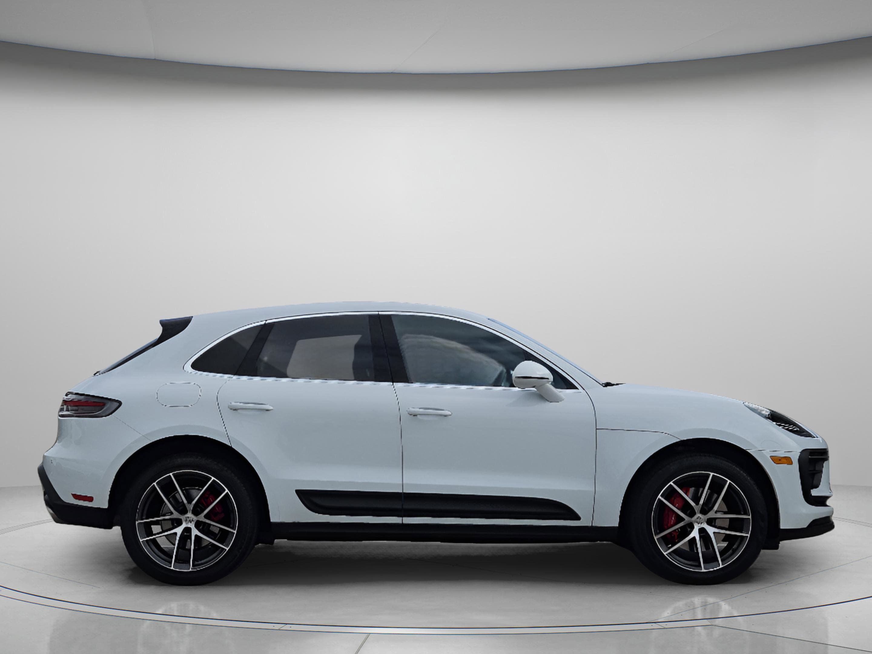 Certified 2026 Porsche Macan S image 7