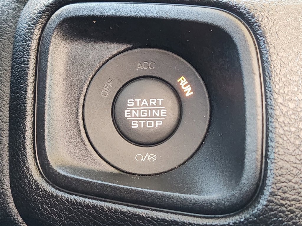 Used 2024 Jeep Gladiator Sport image 23