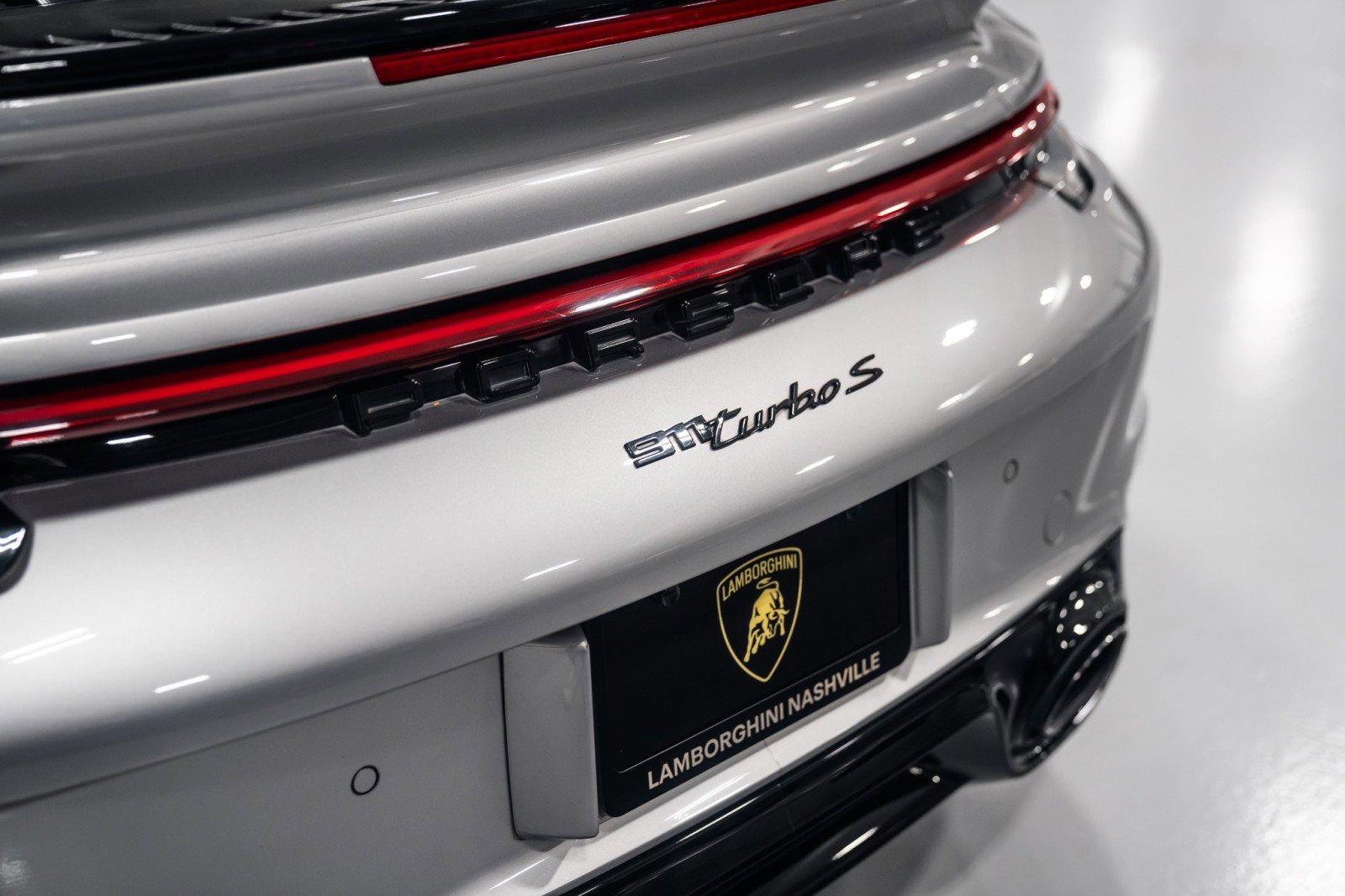 Used 2021 Porsche 911 Turbo S image 27