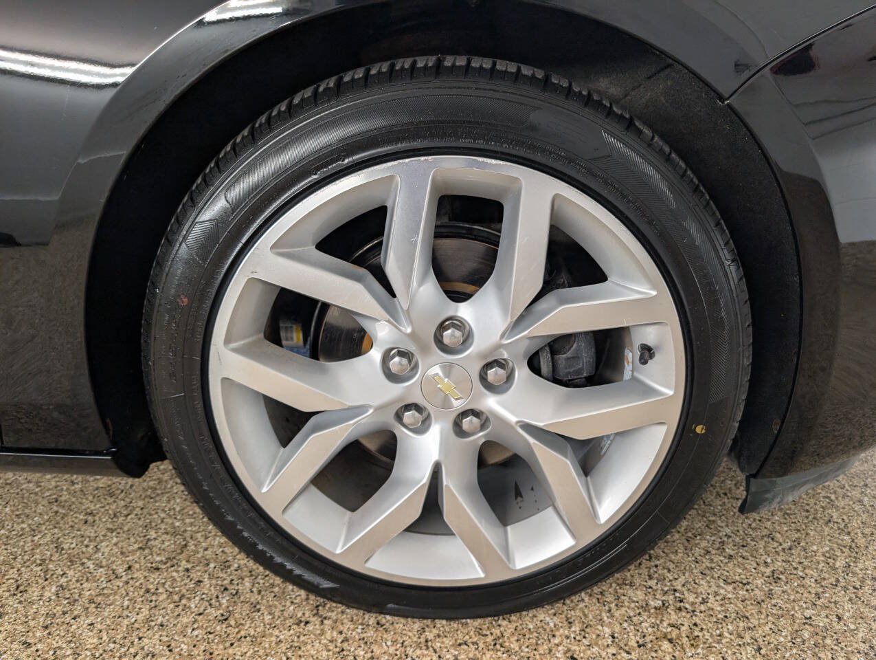 Used 2014 Chevrolet Impala LTZ FWD image 22