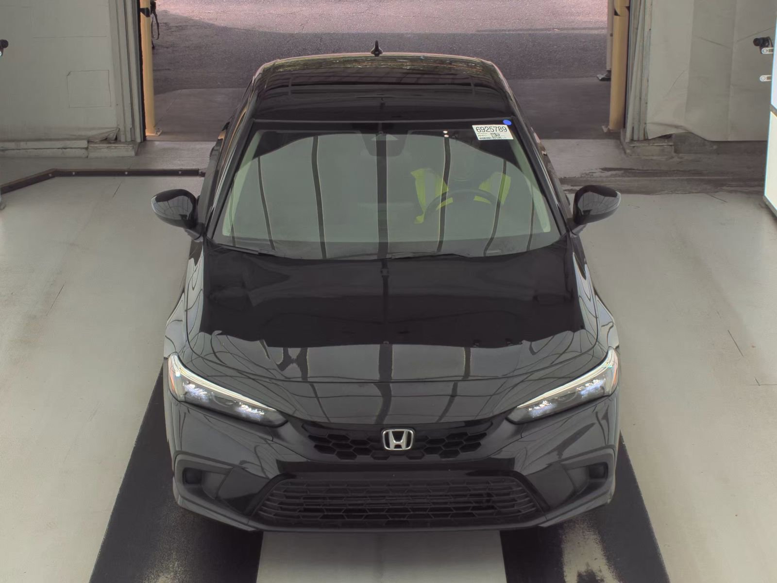 Used 2024 Honda Civic EX-L image 2