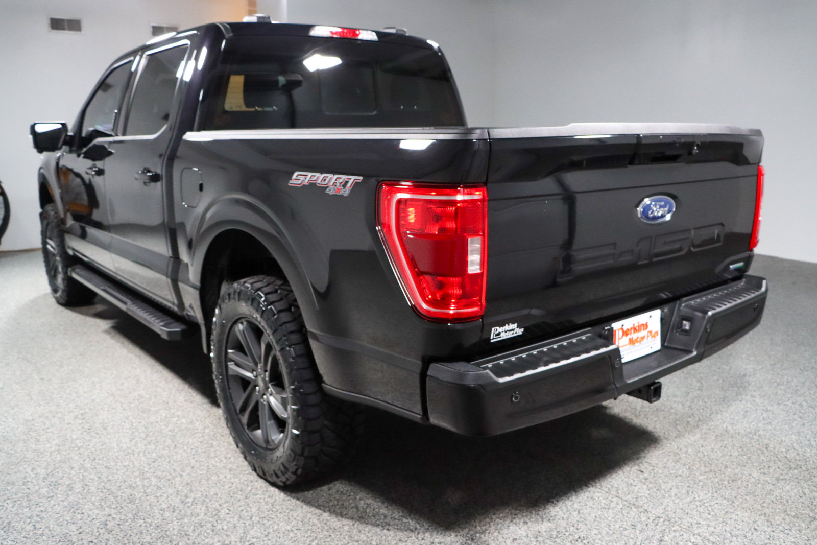 Used 2023 Ford F150 XLT w/ Equipment Group 302A High AWD/4WD image 10