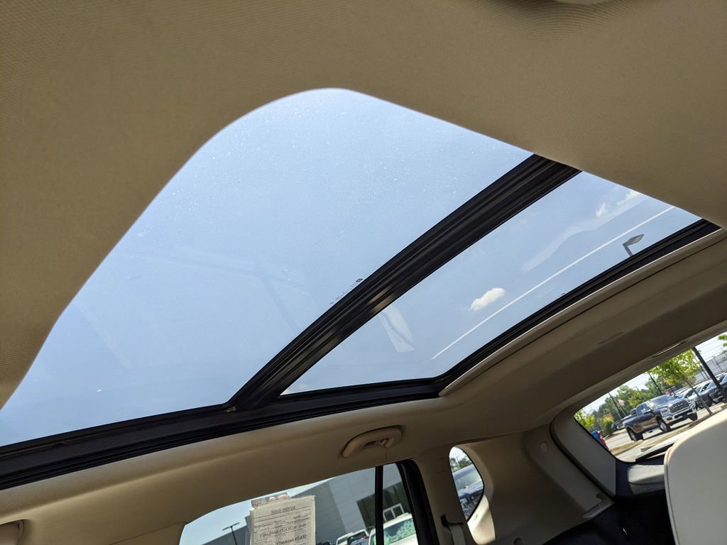 Used 2017 Buick Envision Essence image 63