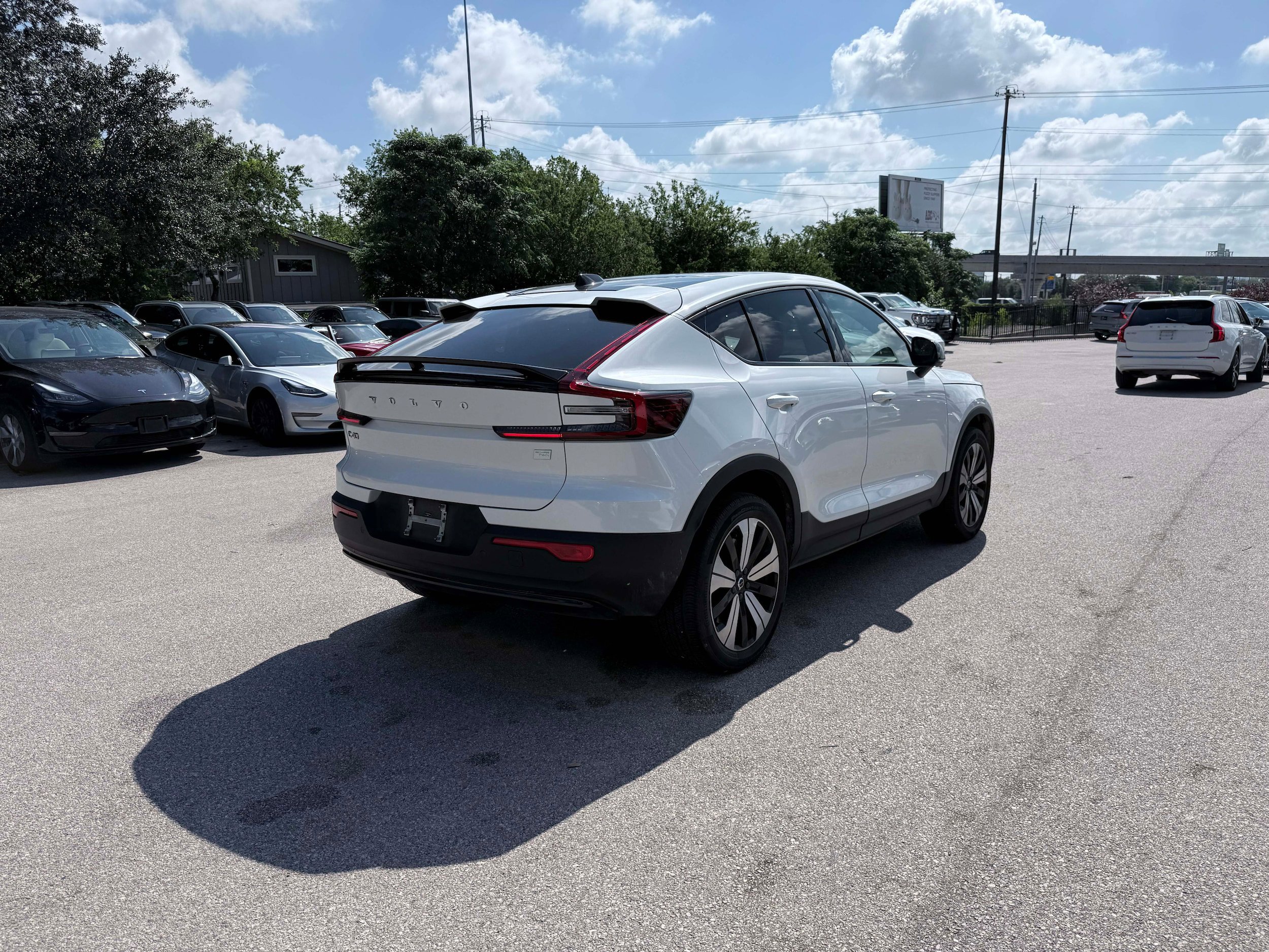 Certified 2023 Volvo C40 P8 Recharge Plus AWD/4WD image 6