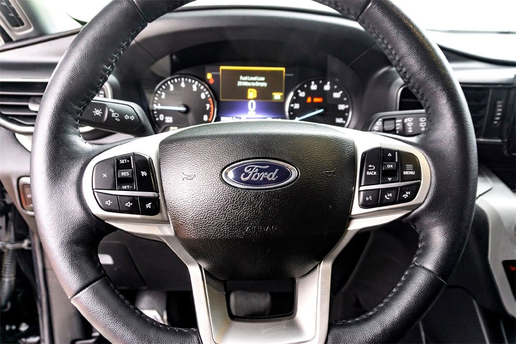 Used 2023 Ford Explorer XLT w/ Equipment Group 202A image 17