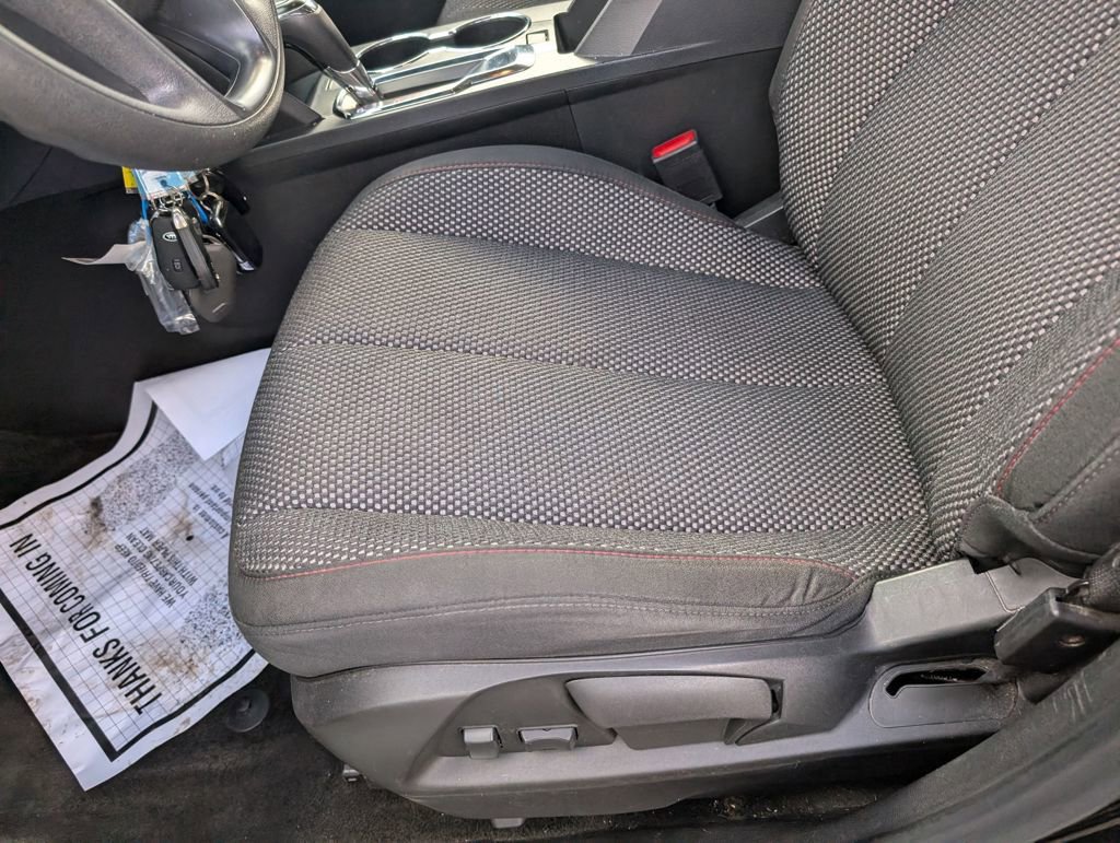 Used 2017 GMC Terrain SLE image 22