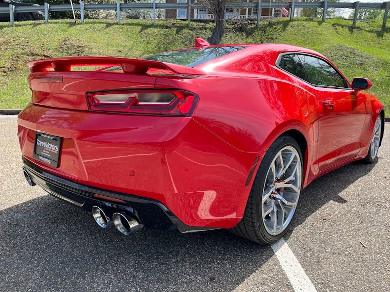 Used 2018 Chevrolet Camaro SS image 35