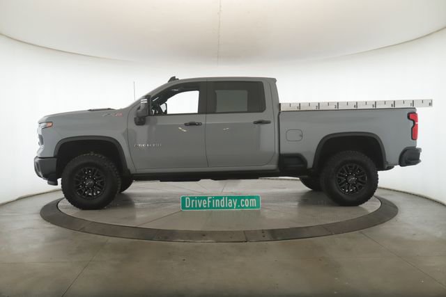 Used 2025 Chevrolet Silverado 2500 ZR2 AWD/4WD image 9