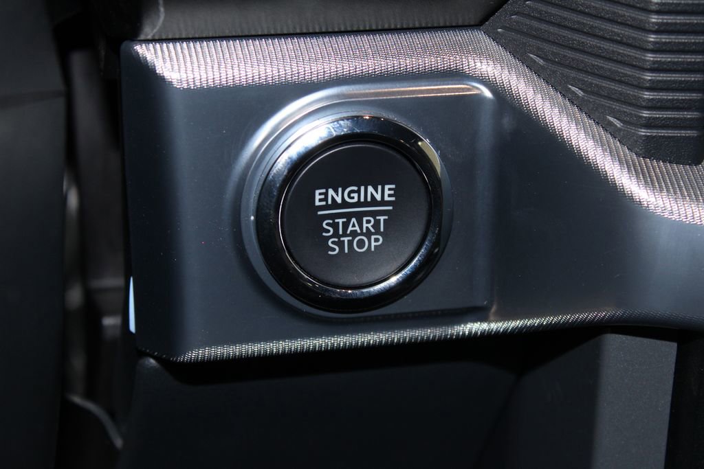 New 2025 Ford F150 Lariat w/ Equipment Group 502A High image 38