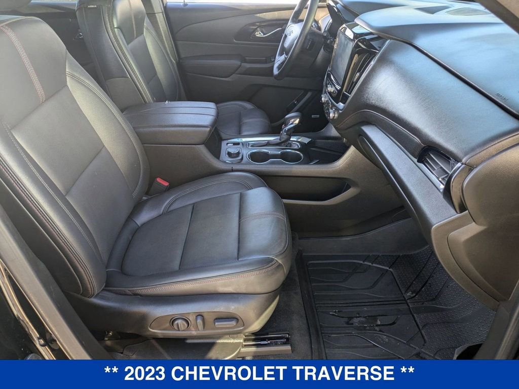 Certified 2023 Chevrolet Traverse RS image 48