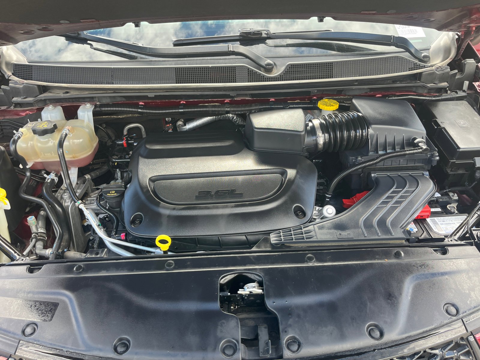 Used 2023 Chrysler Pacifica Touring-L w/ S Appearance Package image 21