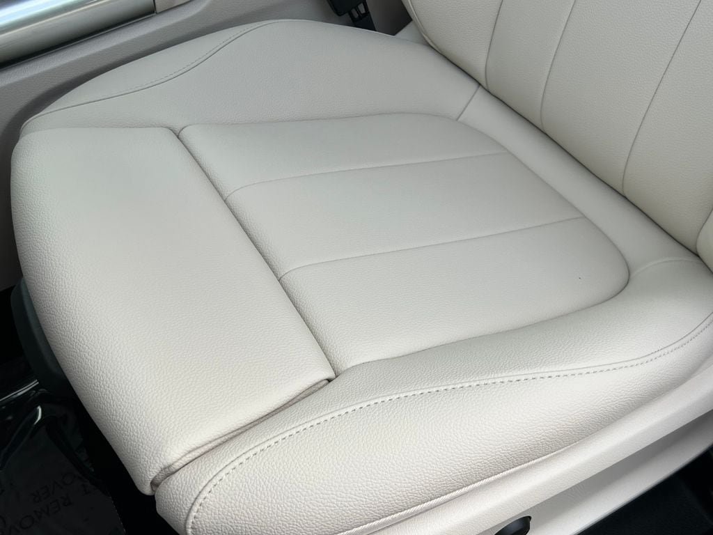New 2026 Mercedes-Benz GLA 250 4MATIC image 12