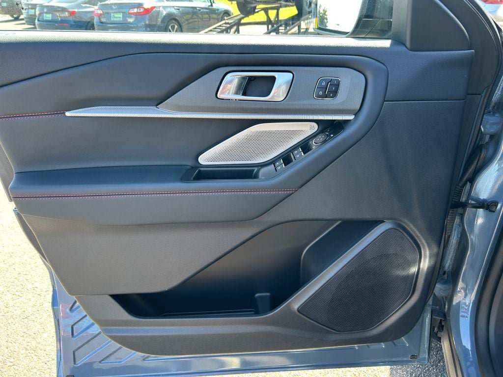 Used 2025 Ford Explorer ST w/ Sun And Sound Package AWD/4WD image 20